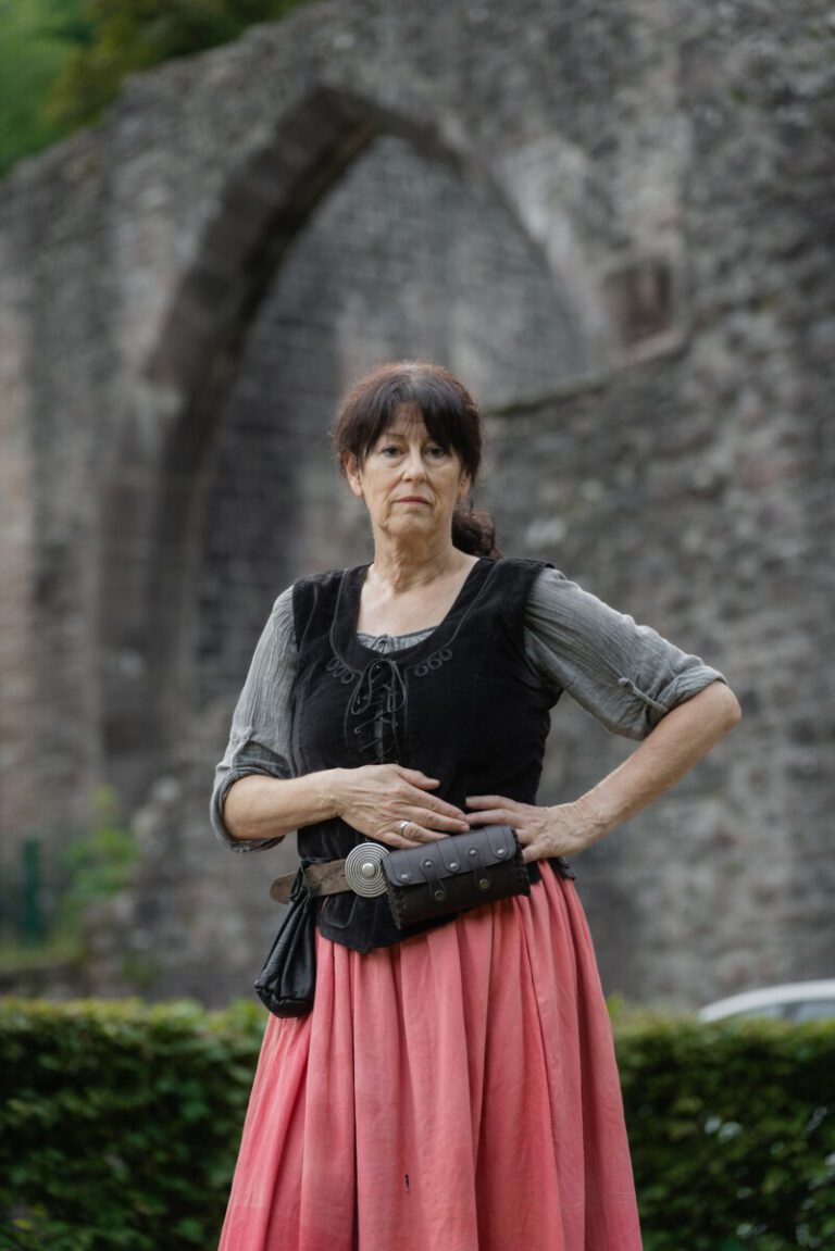 Beatrix Rosenberger als Marktfrau